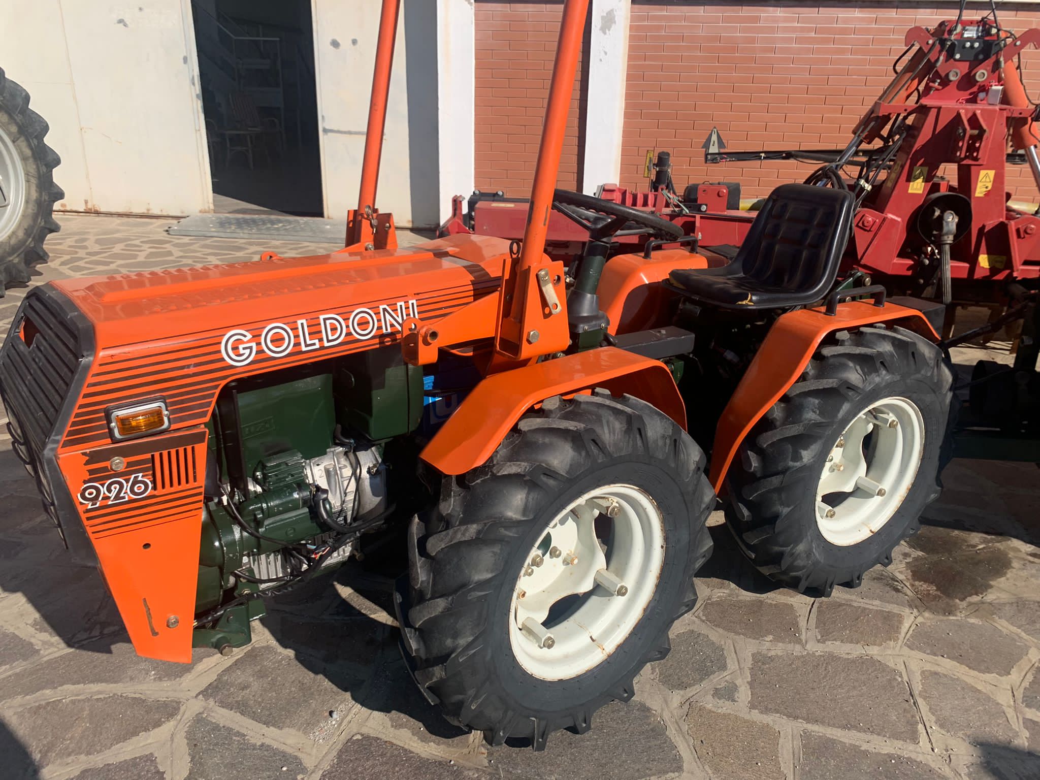 Trattore agricolo usato Goldoni 926